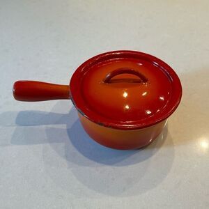 Descoware sauce pot with lid 7/8 quart. Orange, made in Belgium, A-SP-214 FE lid